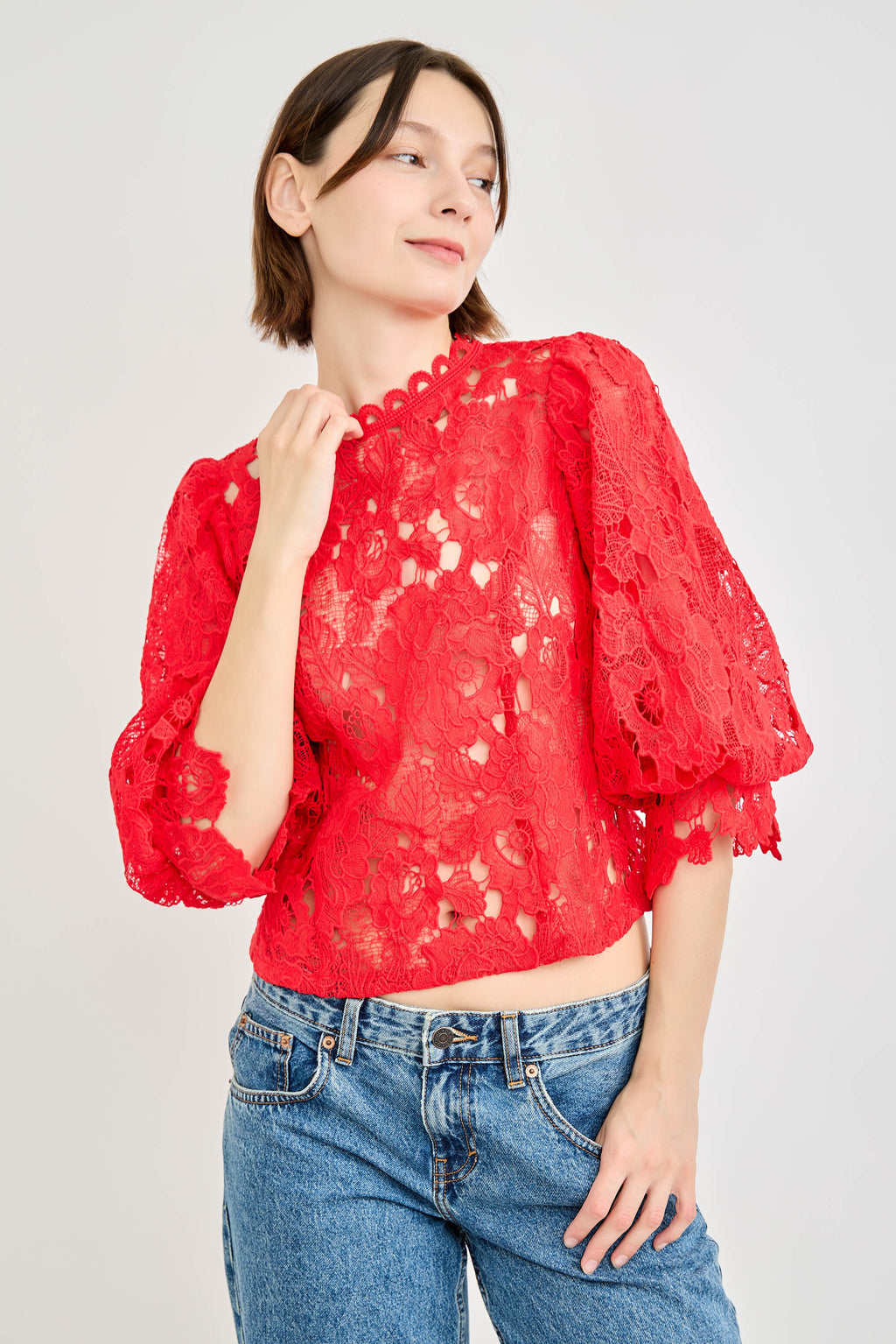 Guipure Lace Puff Sleeve Top