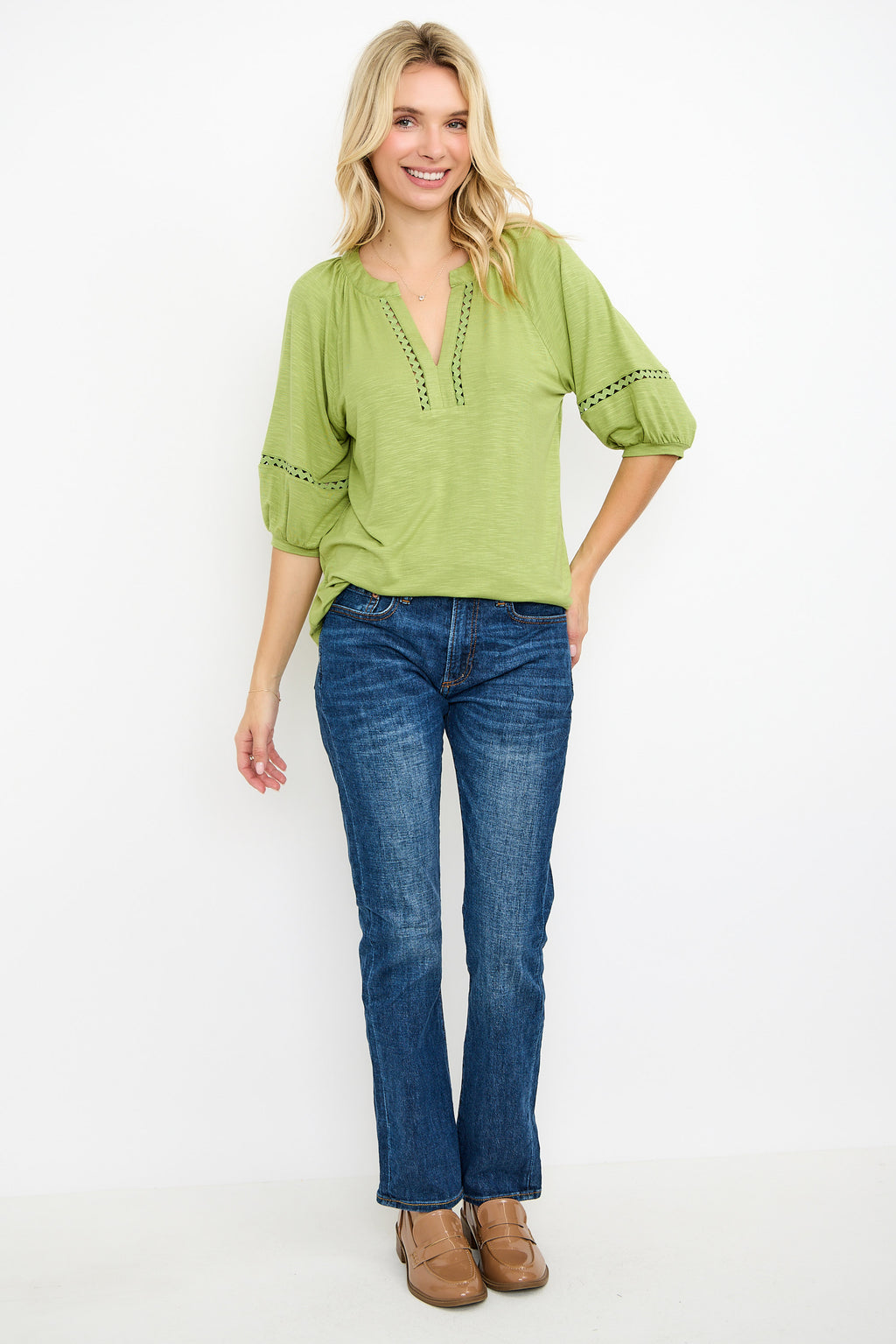 Lace Trim Puff Sleeve Knit Top