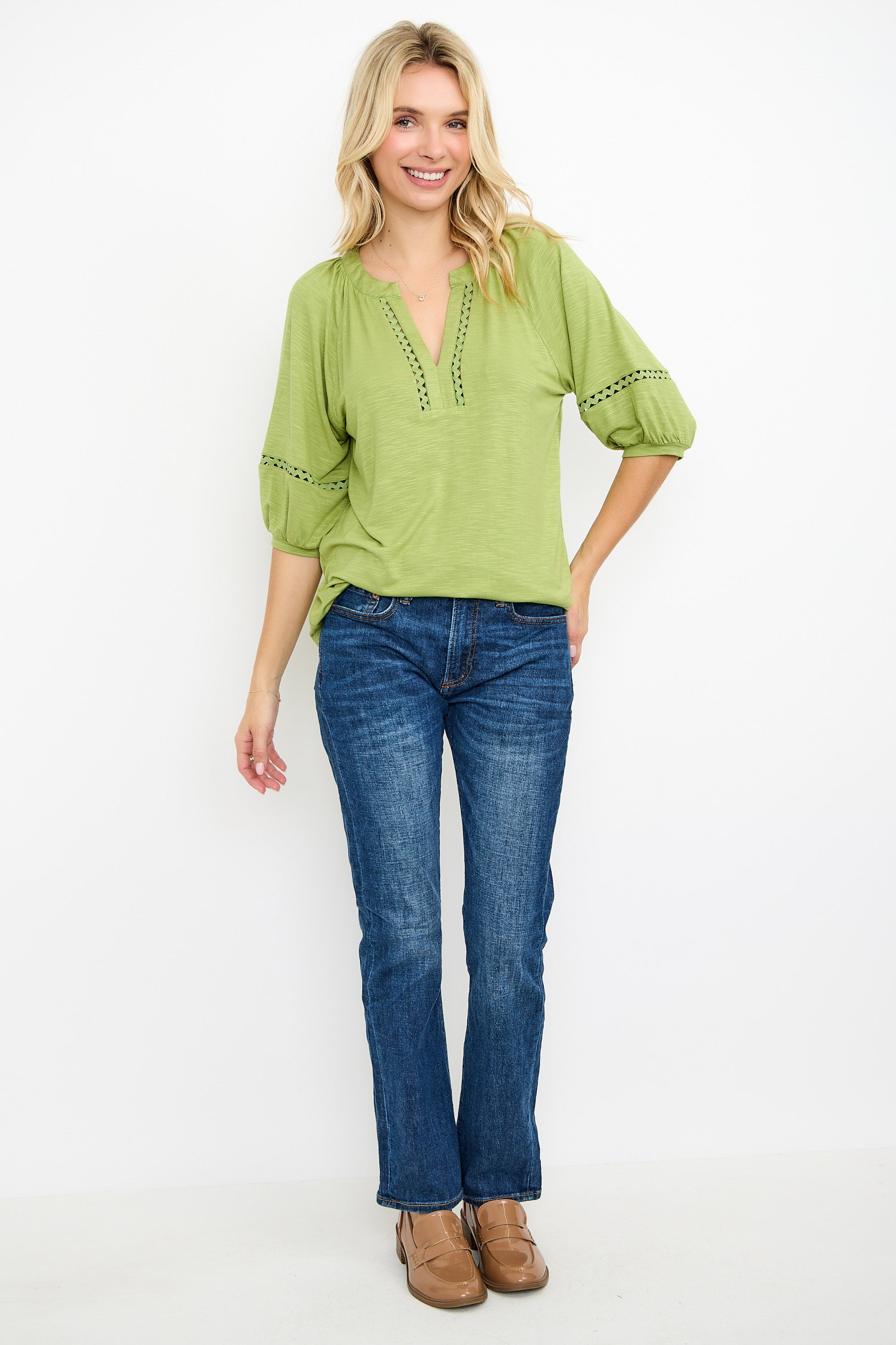 Lace Trim Puff Sleeve Knit Top