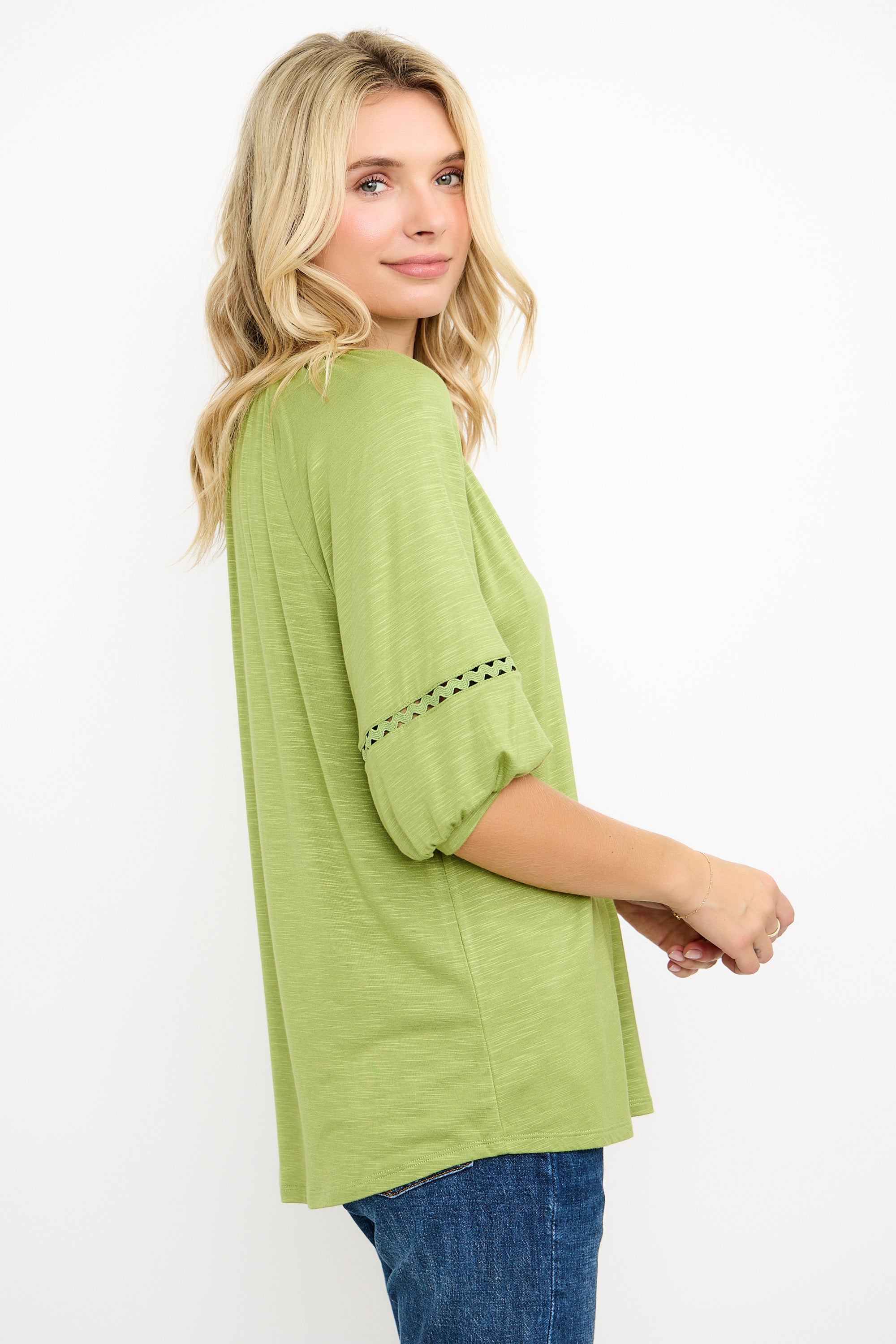 Lace Trim Puff Sleeve Knit Top